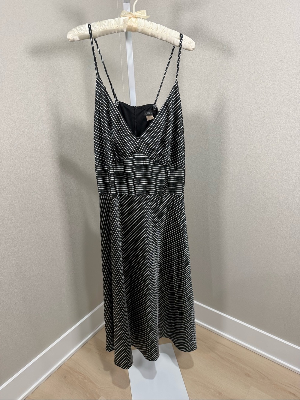 APNY Black & White Diagonal Pin Stripe Cami Midi Dress Size 24